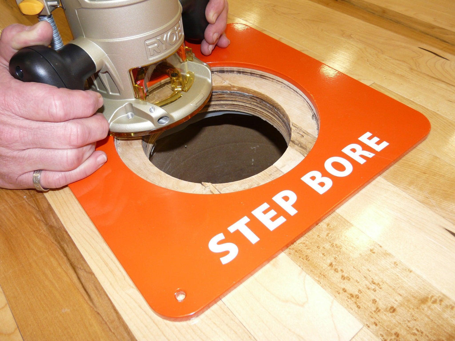 Hinged Brass Floor Plate Installation Kit - bisoninc